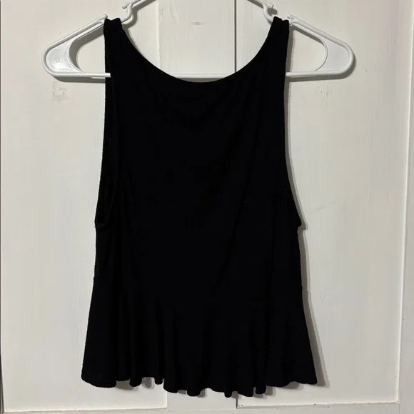 Lulus Gwynne Black Ribbed V-neck Ruffled Cropped Tank Top - Size S - Picture 3 of 4